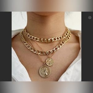 Gold chain link necklace